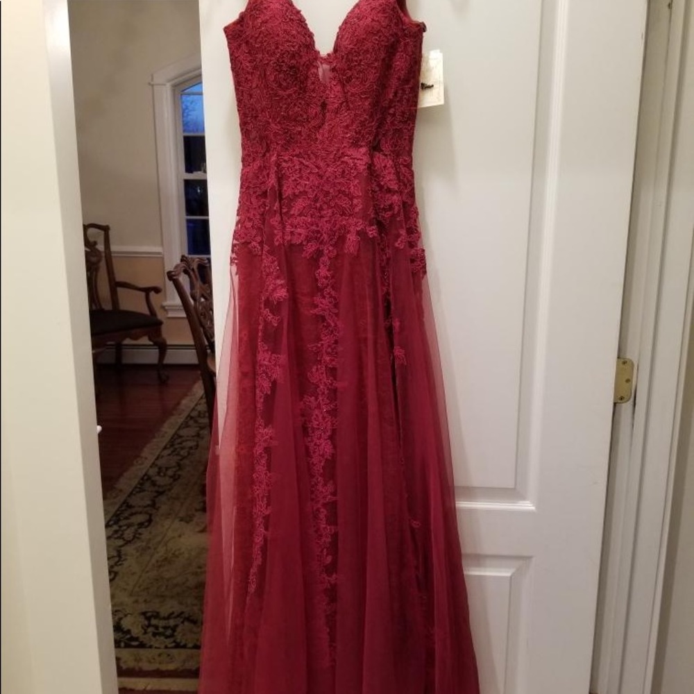 New garnet prom dress gown bridesmaid